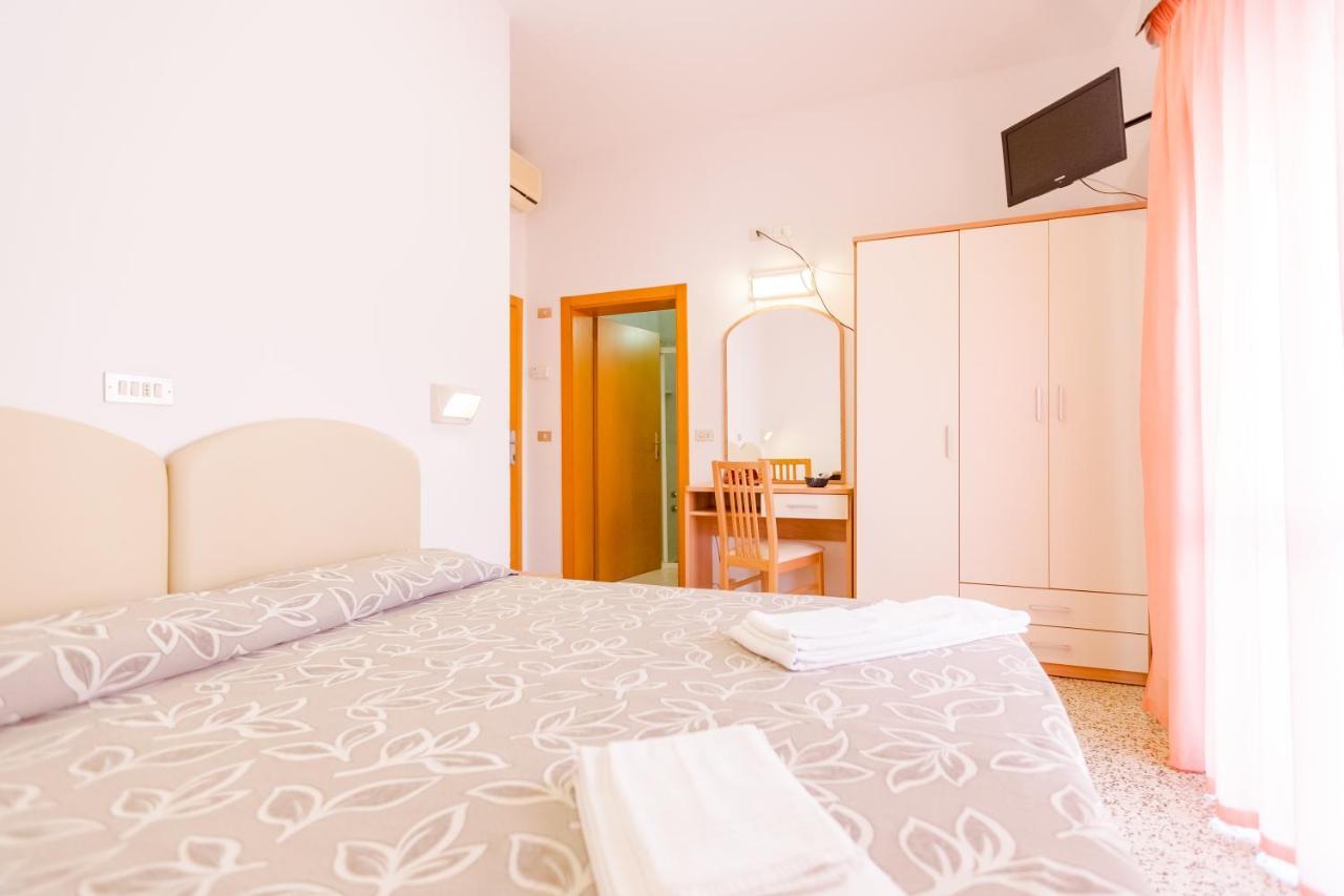 Hotel Bagli Rimini Esterno foto